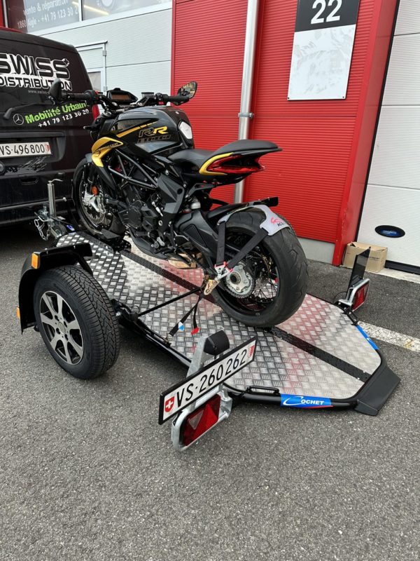 Remorque transport moto Cochet UNO - abaissante & pliable