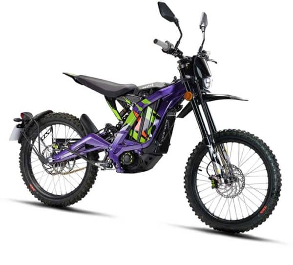 Moto électrique Sur-Ron Lightbee Firefly version route EEC avec X-contrôleur L1EX – Violet Moto électrique Sur-Ron Lightbee Firefly version route EEC avec X-contrôleur L1EX – Violet